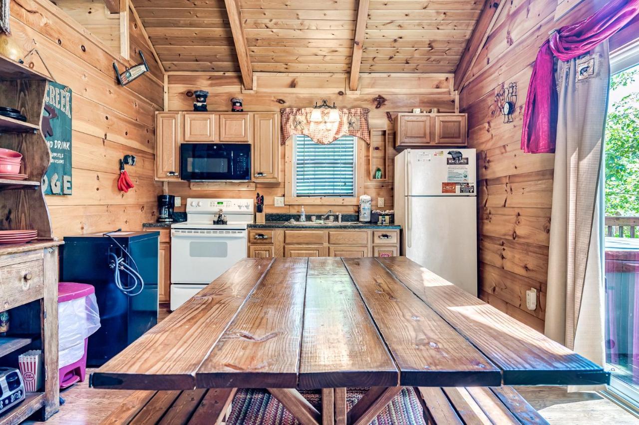 Villa Mama Bear'S Moonshine Ridge Gatlinburg Exterior foto